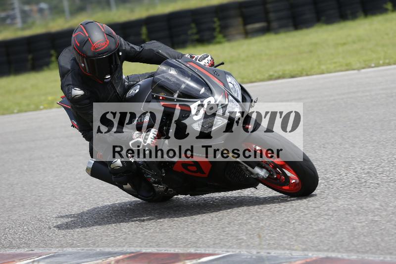 /Archiv-2024/29 12.06.2024 MOTO.CH Track Day ADR/Gruppe blau/58